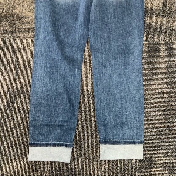 Judy Blue Mid Rise Boyfriend Jeans - Picture 3 of 7
